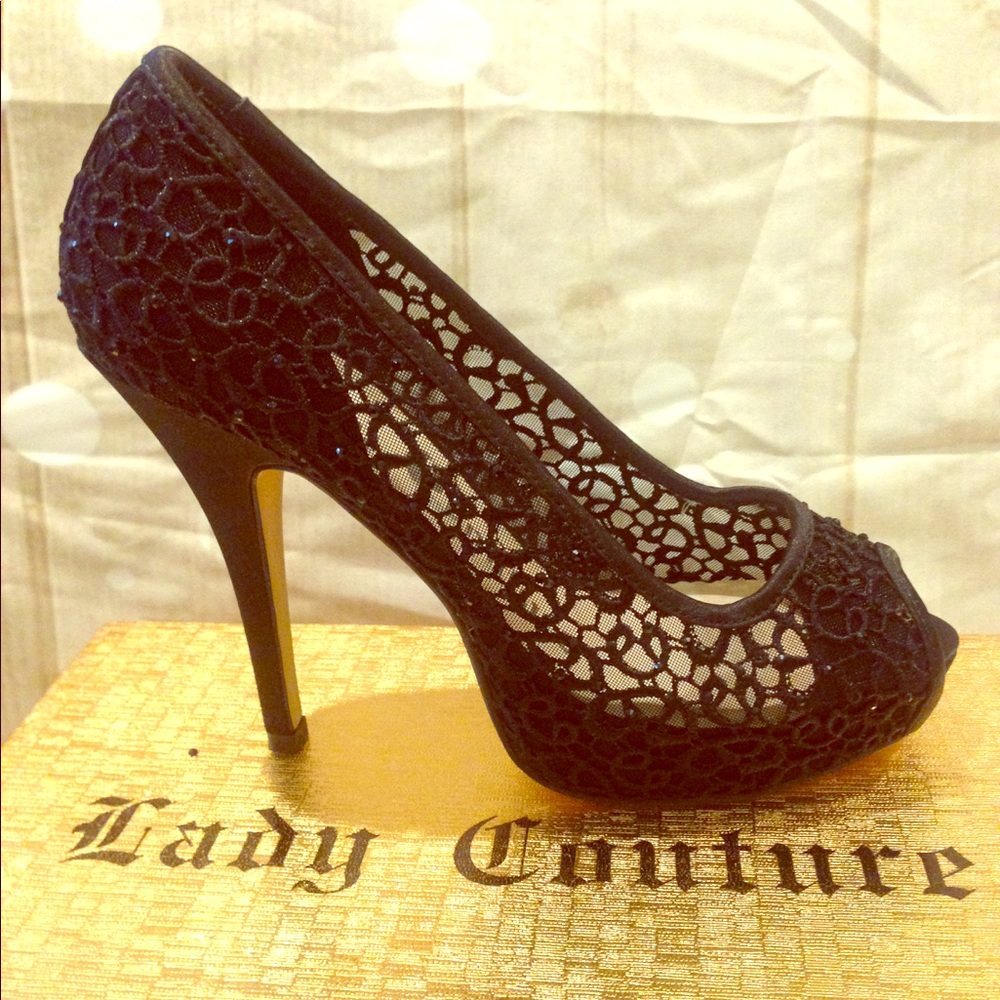 Brand new gorgeous, sexy black lace pump.
